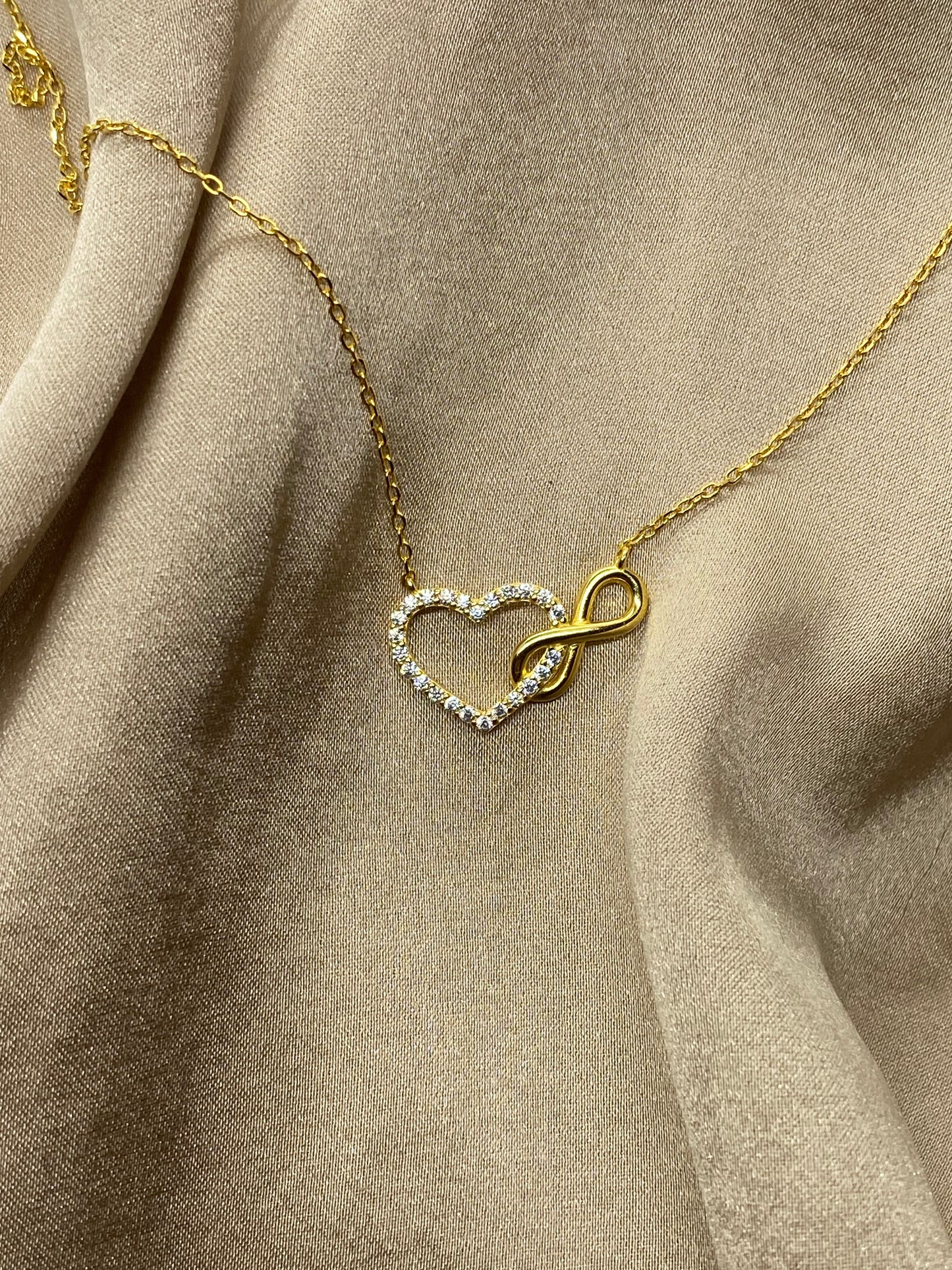 Kette „Herz & Unendlichkeit“ aus 925 Silber