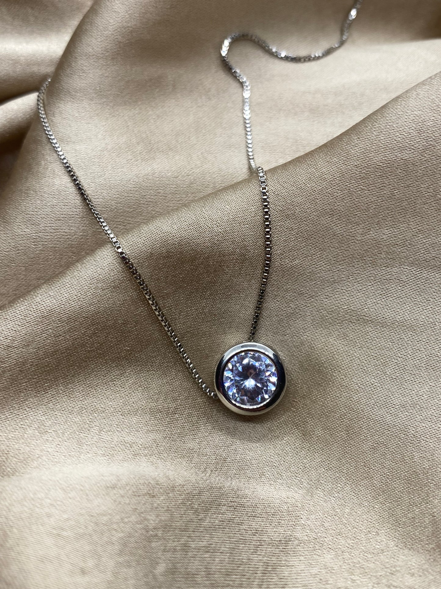 Kette mit beweglichem Anhänger „Aurelia“ aus 925 Silber